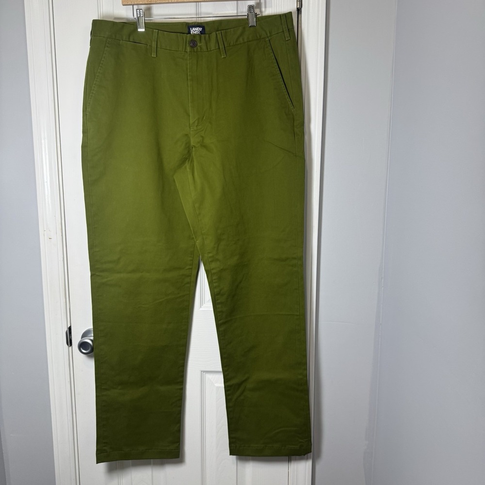 Lands' End Men's Size 38 X 33 Traditional Fit Olive Green Chino Pants